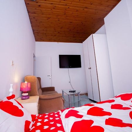 Agreable Chambre Sur Liege Avc Parking Et Wifi Gratuit 외부 사진